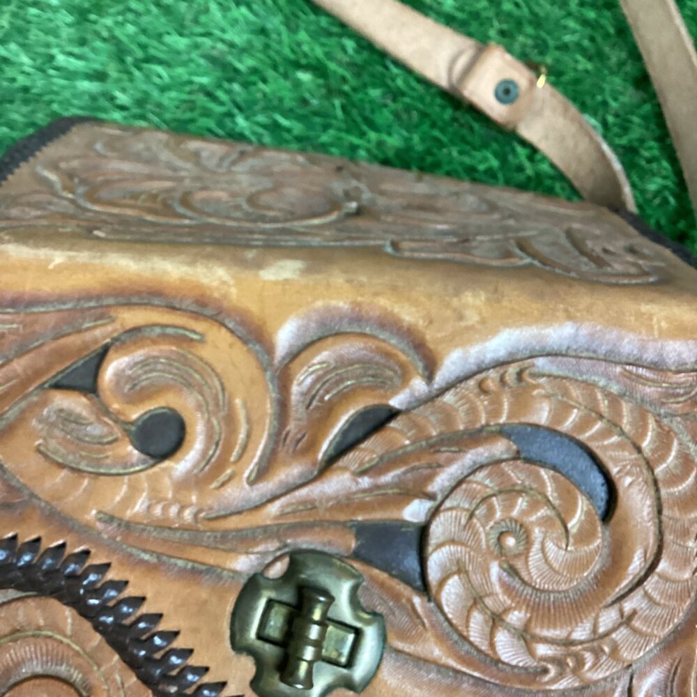 Vintage Hand Tooled Leather Hard Shell Bag - Picture 9 of 16